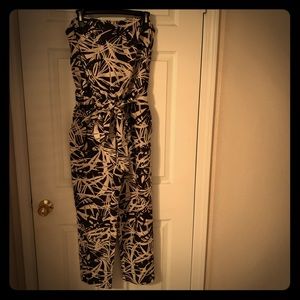 Ann Taylor Loft Strapless Capri romper 8